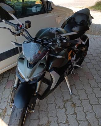 Ducati Streetfighter V2 2023 - DESMO 153CV