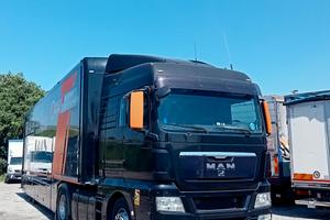 MAN TGX 118.440 con SEMIRIMORCHIO EVENTI RACING