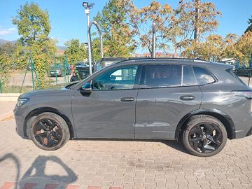 Tiguan R-Line Urano Grey - Auto In vendita a Pistoia