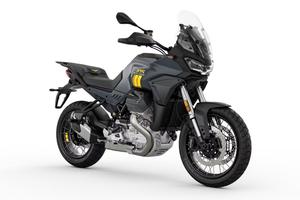 Moto Guzzi Stelvio 105th Anniversary - Interessi 0