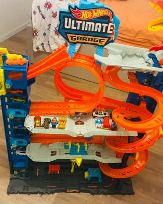 Mega garage hotwheels