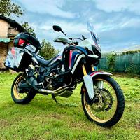 Africa twin 1000dct completa di accessori o no