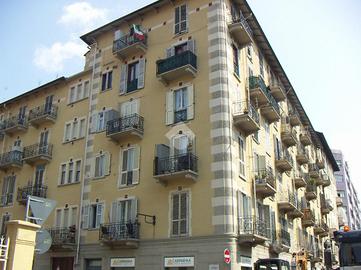 2 LOCALI A TORINO