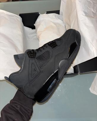 JORDAN 4 BLACK CAT (2025)