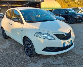 Lancia Ypsilon 1.2 69 CV S&S Platinum STUPENDA