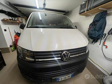 VOLKSWAGEN t6 transporter - 2017