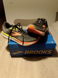 BROOKS tg 46
