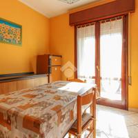 4 LOCALI A VESTONE