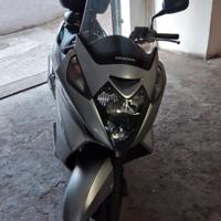 Honda Silver Wing 400 - 2005