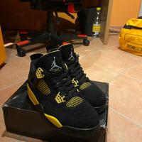 Jordan 4 thunder yellow