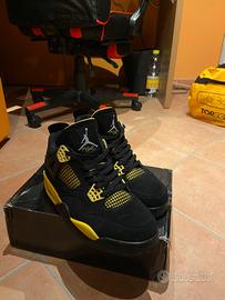 Jordan 4 thunder yellow