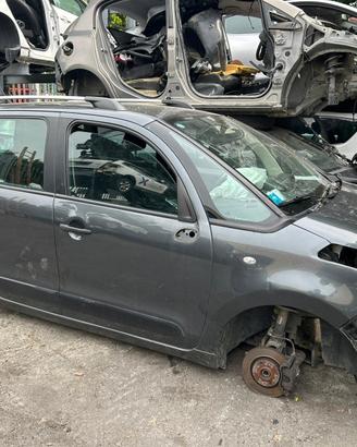 RICAMBI CITROEN C3 PICASSO ANNO 2013 8F02