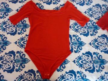 Set body e maglietta rossi