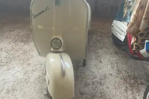Vespa epoca