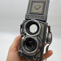 Macchina fotografica Rolleiflex baby non scatta