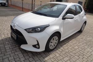 Toyota Yaris 1.0 5 porte Active 72 cv MANUALE DANN
