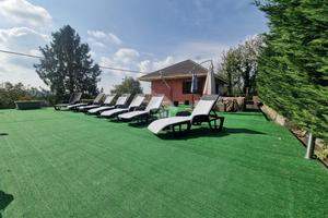 VILLA SINGOLA A GASSINO TORINESE