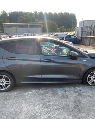 FIANCATA SINISTRA FORD FIESTA 2017 PER RICAMBI