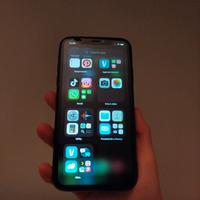 IPhone XR 64g retro rotto