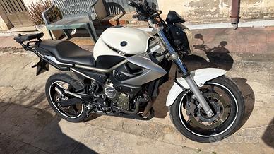 Yamaha   Xj6