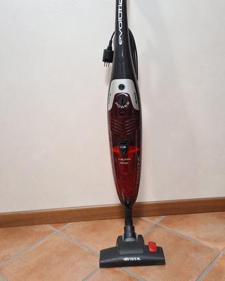 Scopa elettrica aspirapolvere senza sacco