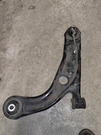Braccio oscill ant. sx FIAT PANDA 1242cc benz 2012