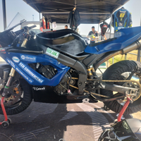 Yamaha R1 pronto pista