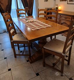 Tavolo e madia in legno massello