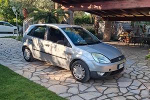 Ford Fiesta 1.4 16V 5p. Ghia