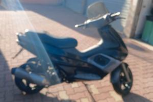 Scooter runner