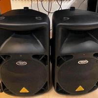 BEHRINGER Eurolive B615D