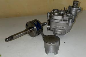 6t Piaggio testa scomponibile e albero Polini evo