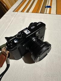 Fujifilm X10