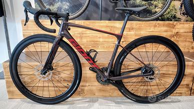 Bici Giant Defy advanced 2 2025 taglia S