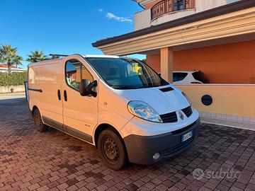 Renault Trafic 2.0 dCi