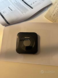 netgear  M1 router portatile
