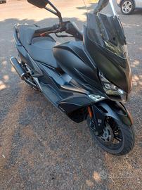 Scooter Kymco xciting 400