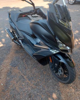 Scooter Kymco xciting 400