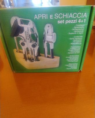 set utensili da cucina 