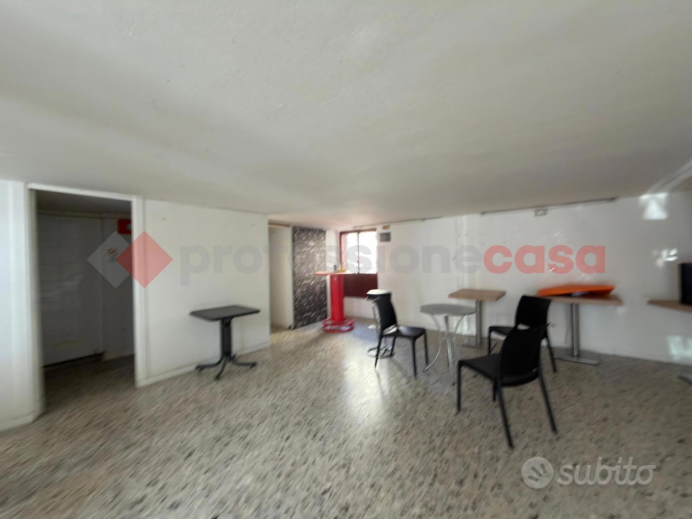 Negozio Arezzo [RIF VF133VCG] - Altro