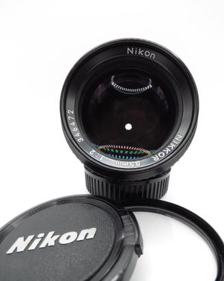 Ottica Nikon Nikkor 1:2 f=85 mm