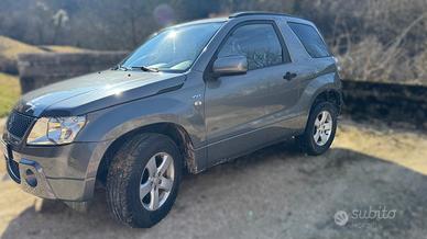 Suzuki Grand Vitara II 2006 3p 1.6 vv