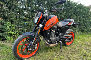 Ktm duke 690 abs