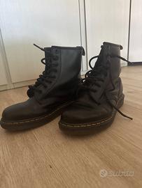 scarpe dottor martens