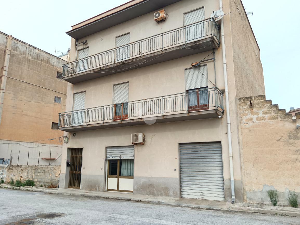 6 LOCALI A TRAPANI - Vista 4