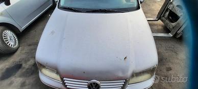 VOLKSWAGEN BORA 2004 - COFANO ANTERIORE