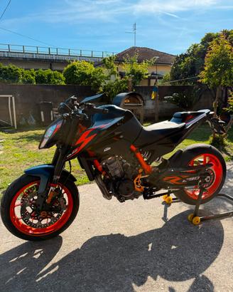 KTM DUKE 890 R