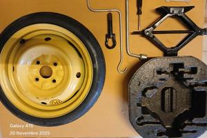 Set completo ruorino.Yaris D4D 2003 nuovo