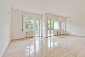 5 locali con box e cantina, Via Tuscia, Fleming