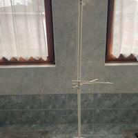 Piantana per accappatoi e asciugamani